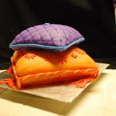 Pillow Cake