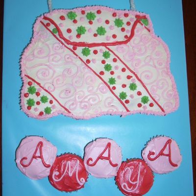 Purse Cupcake Cake