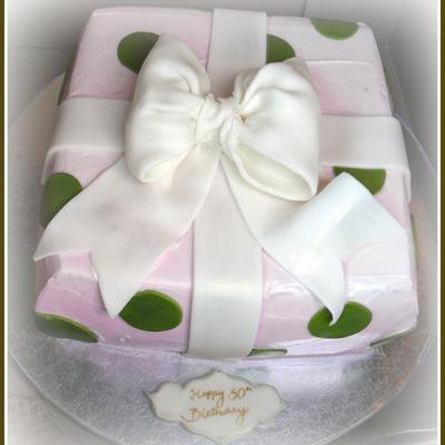 50Th Gift Box Cake