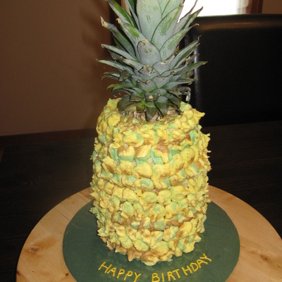Pineapple Pina Colada Cake