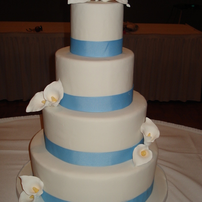 Calla Lilly Wedding Cake