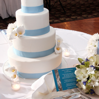 Calla Wedding Cake