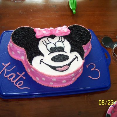 Minnie Cake