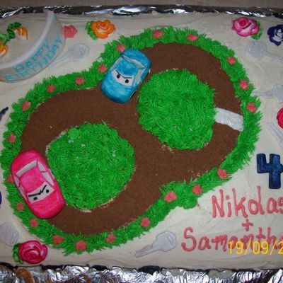 The Race Track Cake