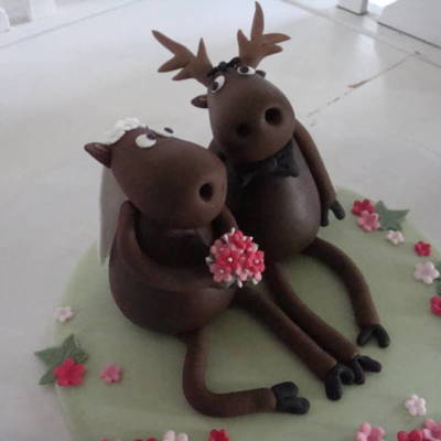 Moose Bride And Groom