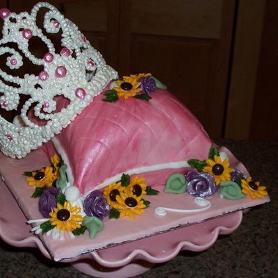 First Pillow Cake And Ri Tiara