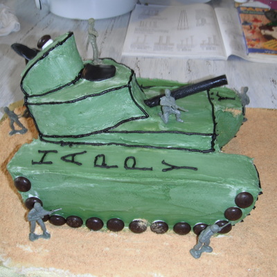 Tank Cake