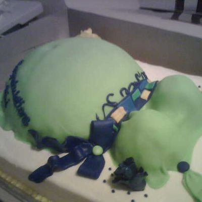 Pregnant Dress Cake