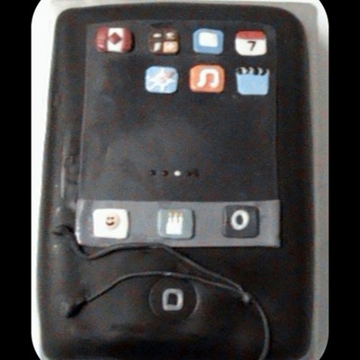 Ipod Touch Cake