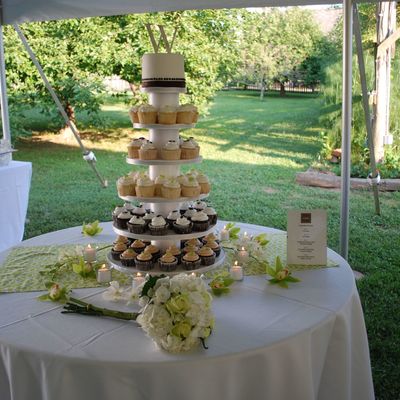 Cupcake Wedding