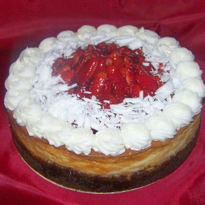 White Chocolate Strawberry Cheesecake