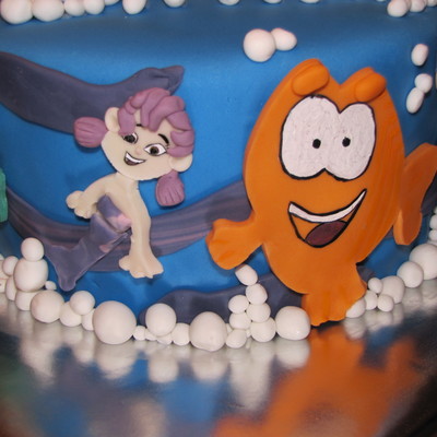 Bubble Guppies Cake