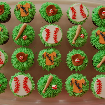Softball Cupcakes