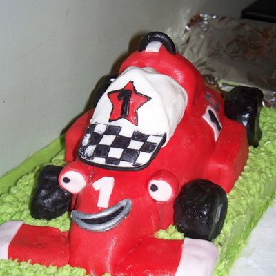 Roary The Racing Car Cake