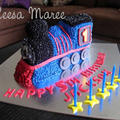 Thomas Train Cake