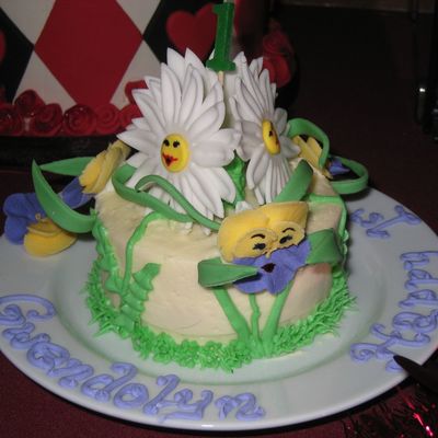 Singing Flowers Smash Cake