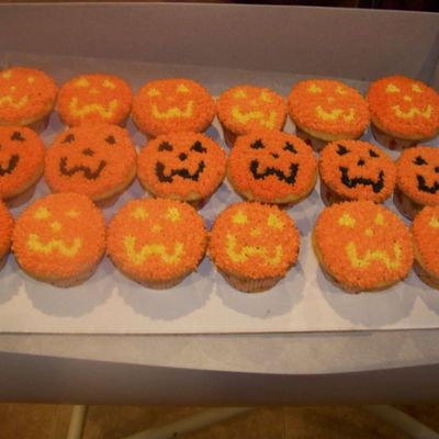 Halloween Pumpkin Cupcakes