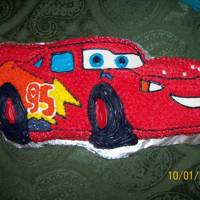 Lightning Mcqueen Cake