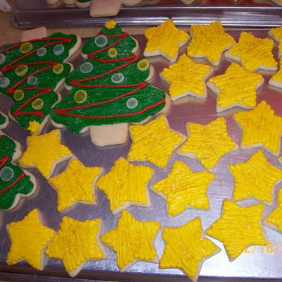 Christmas Trees And Stars Cut-Outs