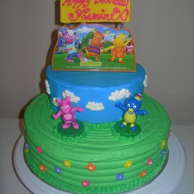 Backyardigans Cake