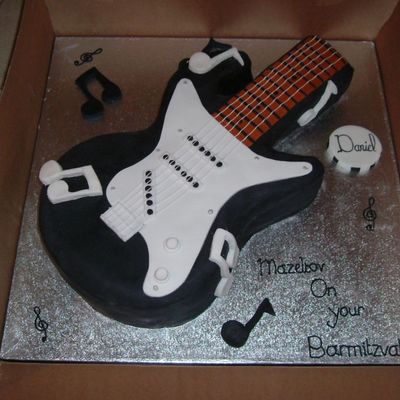 Guitar Cake