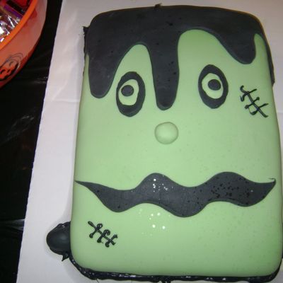 Frankenstien Cake