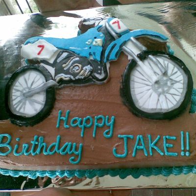 Yamaha Motorbike Cake