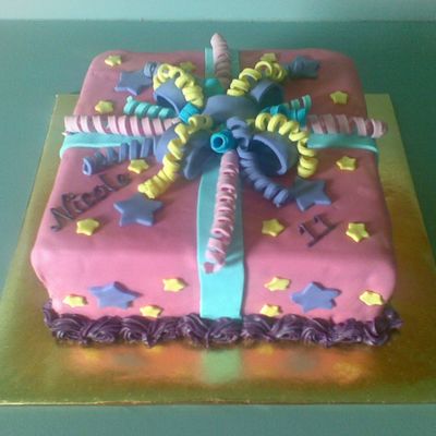 Pink Fondant Birthday Present Cake