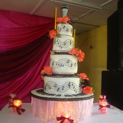 Musical Notes Wedding Cake