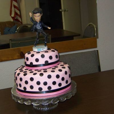 "elvis" Birthday Cake