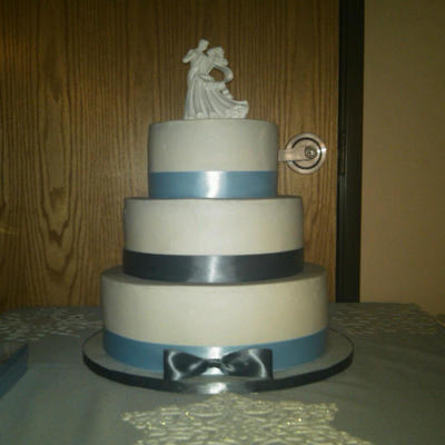 3 Tier Buttercream Wedding Cake, Blue, Silver