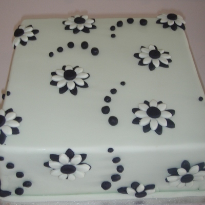 Daisy Cake