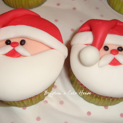 Santa Cupcakes