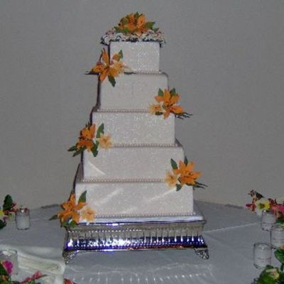 Ivory Fondant Swirl Cake