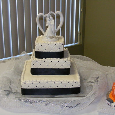 Black And White Wedding Cake.