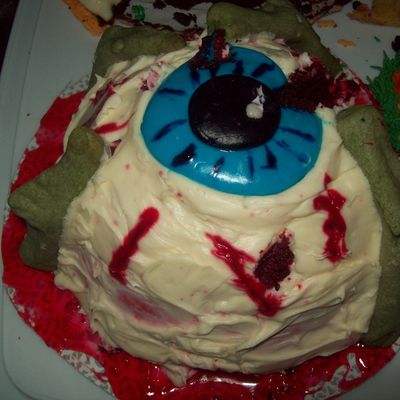 Eye Ball Cake