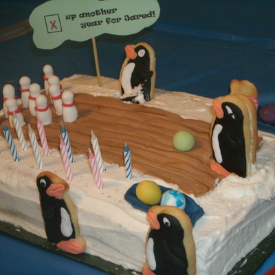 Penguin's Bowling Cake