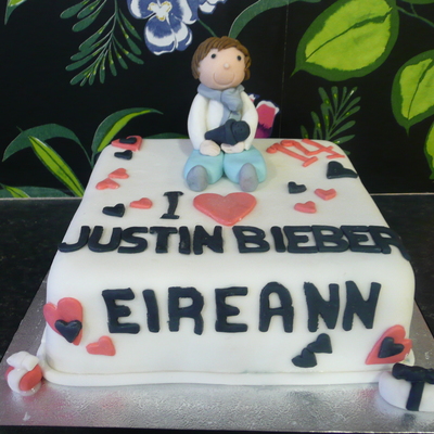 Justin Bieber Cake
