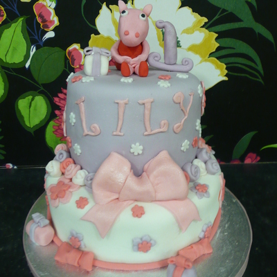 Peppa Pig Two Tier