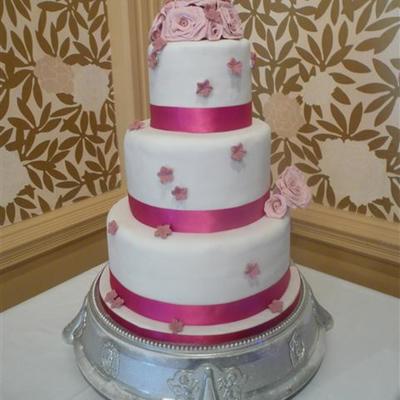 Pink Roses Wedding Cake