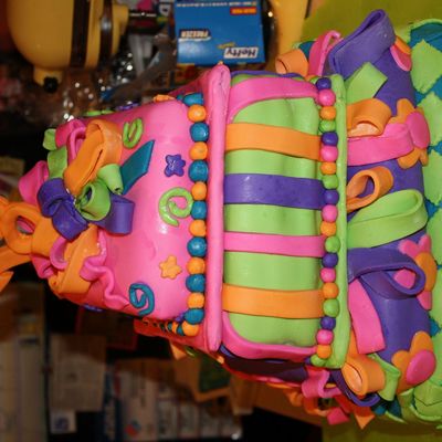 Mad Hatter Topsy Turvy Cake