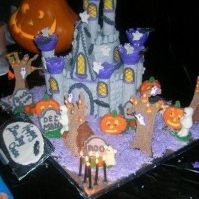 Chase's Boo-Day Cake