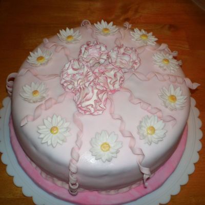 Final Cake In Fondant Gumpaste Course