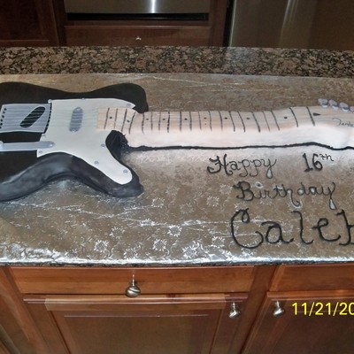 Guitar Cake
