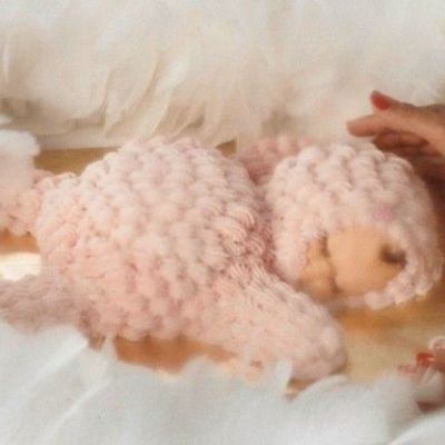 Baby Shower Cake With Chocolate Face