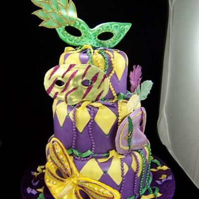 Mardi Gras Cake