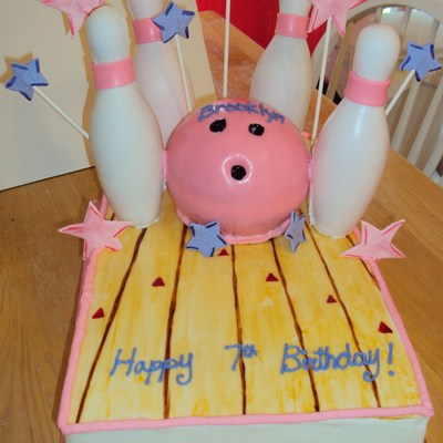 Bowling Birthday Cake