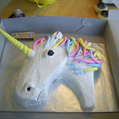 Anna's Unicorn Cake