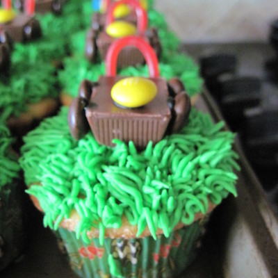 Lawnmower Cupcakes