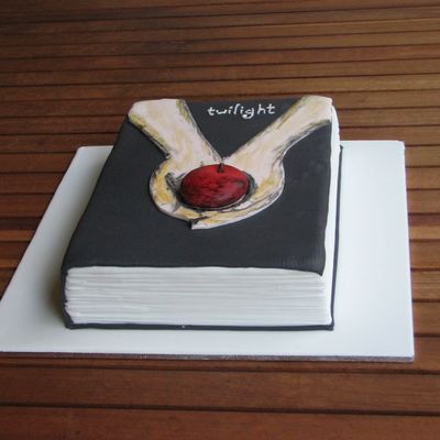 Twilight Book Cake
